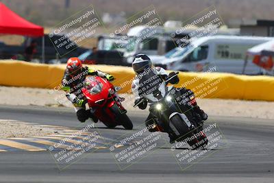 media/Apr-10-2022-SoCal Trackdays (Sun) [[f104b12566]]/Turn 2 (1135am)/